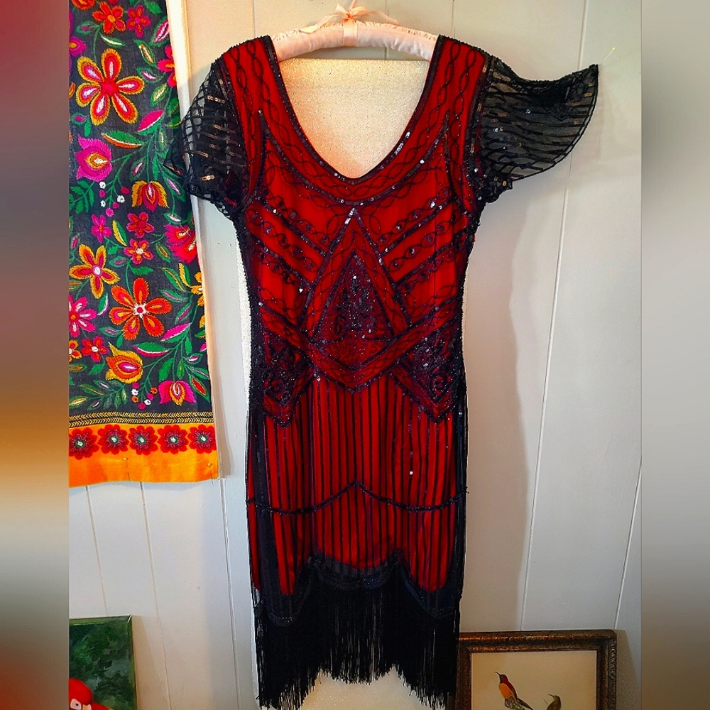 Flapper Red and Black Sequin Dress. NEVER WORN.